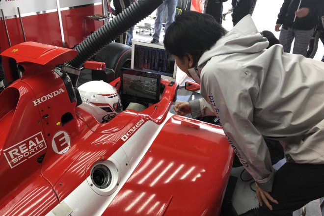 アビームは2018年、全日本スーパーフォーミュラ選手権に参戦するREAL RACINGにデータ活用支援のサポートを行っていた