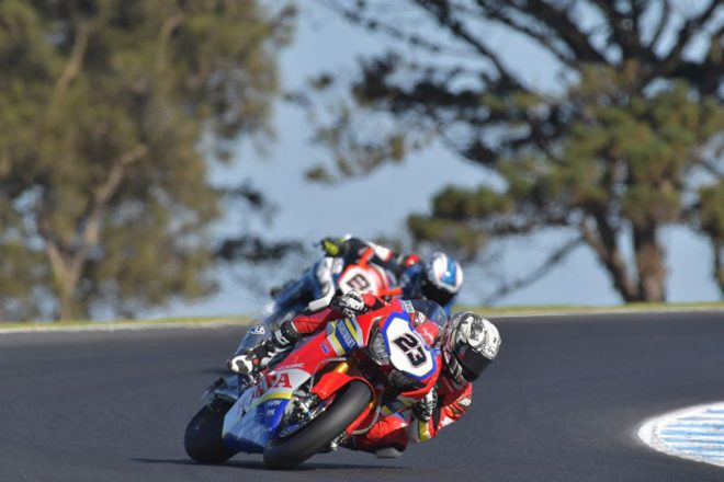 開幕戦オーストラリアのレース2でポイント圏内フィニッシュを果たした清成