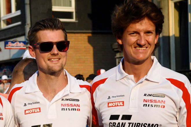 アレックス・バンコム（左）とルーカス・オルドネス（右）