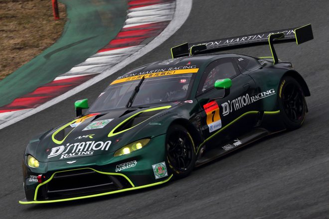 富士スピードウェイでシェイクダウンされたD'station Racing AMRのアストンマーチン・バンテージGT3
