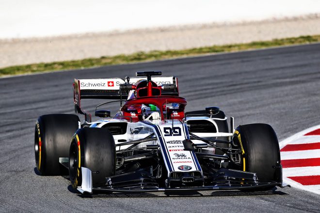 2019年F1バルセロナテスト2回目 アントニオ・ジョビナッツィ アルファロメオC38