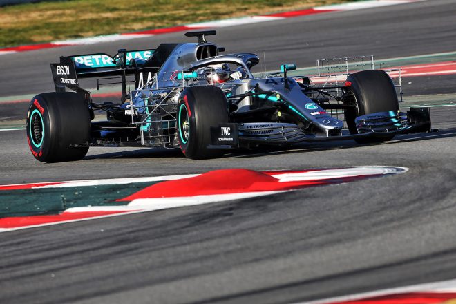 2019年F1バルセロナテスト2回目　ルイス・ハミルトン　メルセデスW10