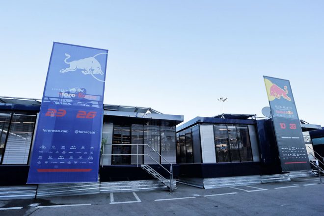 トロロッソ・ホンダ、レッドブル・ホンダ モーターホーム