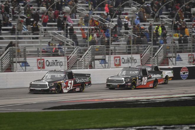 NASCAR GANDER OUTDOORS TRUCK SERIES 第2戦 Ultimate Tailgating 200