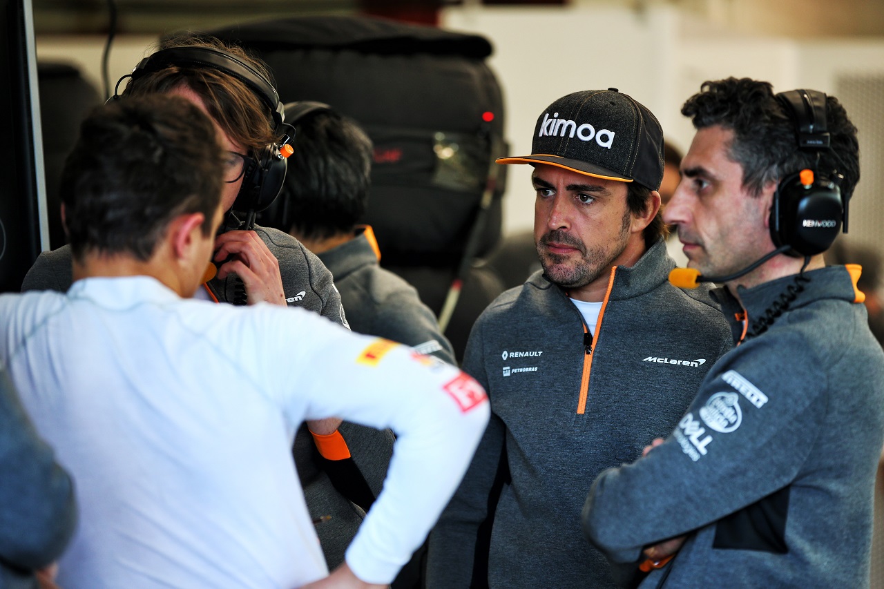 2019年第2回F1テスト1日目　フェルナンド・アロンソがマクラーレンとアンバサダー契約、ランド・ノリスらとミーティング