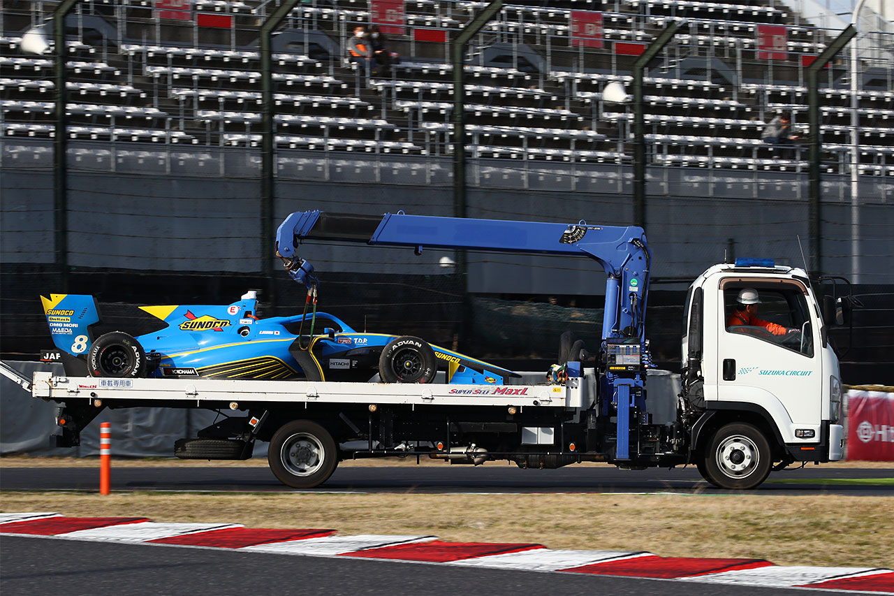 クラッシュを喫した大嶋和也（TEAM LEMANS）