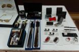 財布、名刺入れといったアイテムのほかに、ウォレットチェーンなども展開している
