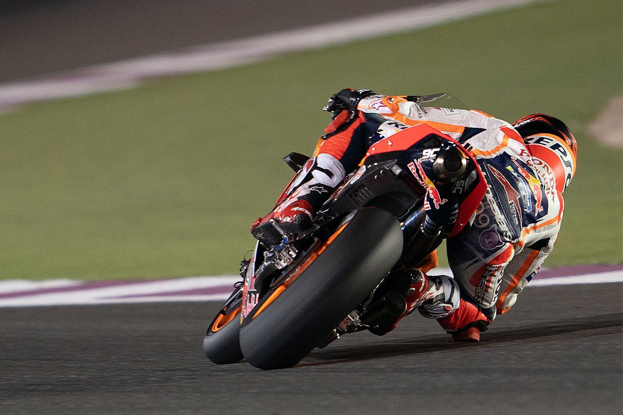 カタールテストではホンダrc213vの 弁当箱 がエキゾースト横についていた ホンダrc213vのリヤカウルにつけられた 弁当箱 の正体 イギリス人ライターのmotogpマシン分析 の画像 写真 5 Autosport Web