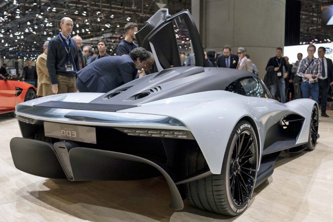 ジュネーブ国際モーターショー2019で世界初披露されたアストンマーティンAM-RB 003