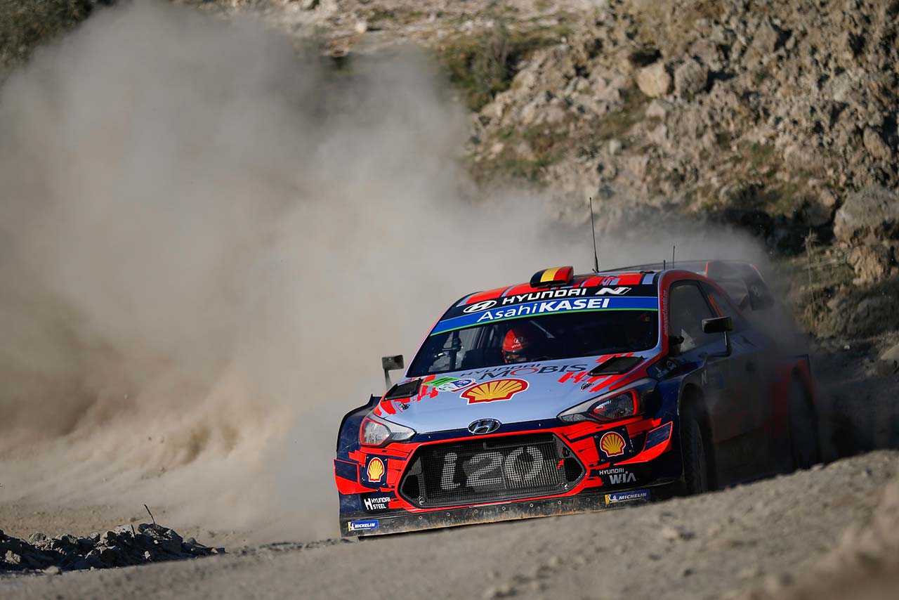 ティエリー・ヌービル（ヒュンダイi20クーペWRC）