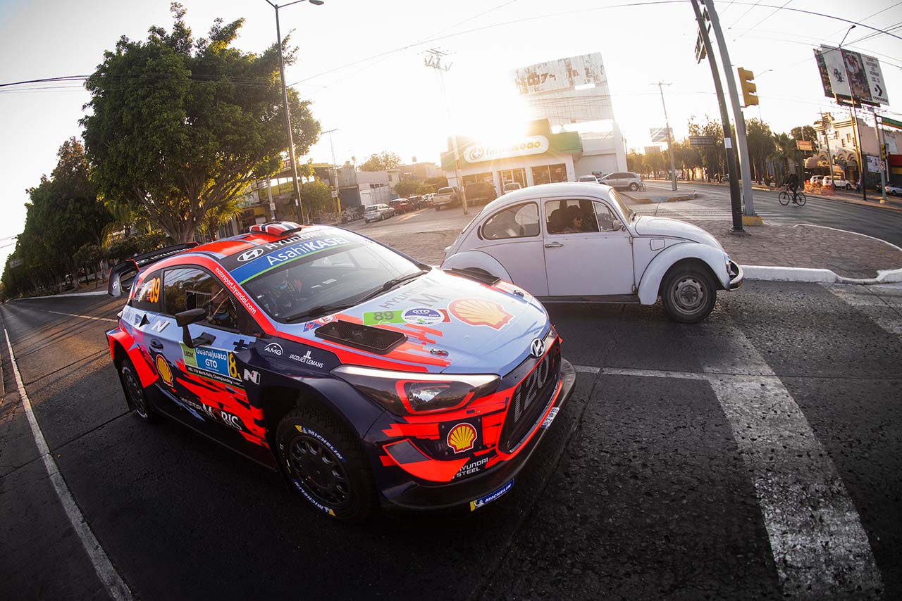 アンドレアス・ミケルセン（ヒュンダイi20クーペWRC）