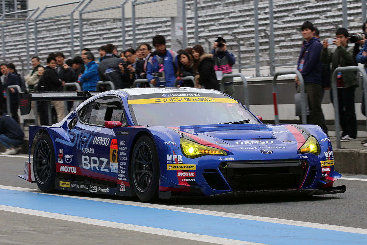 スーパーGT GT300クラスに参戦するSUBARU BRZ GT300
