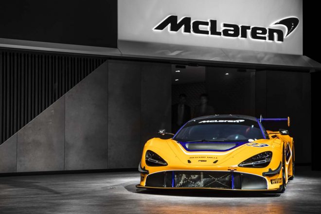 ジュネーブ国際モーターショーで展示されたマクラーレン720S GT3
