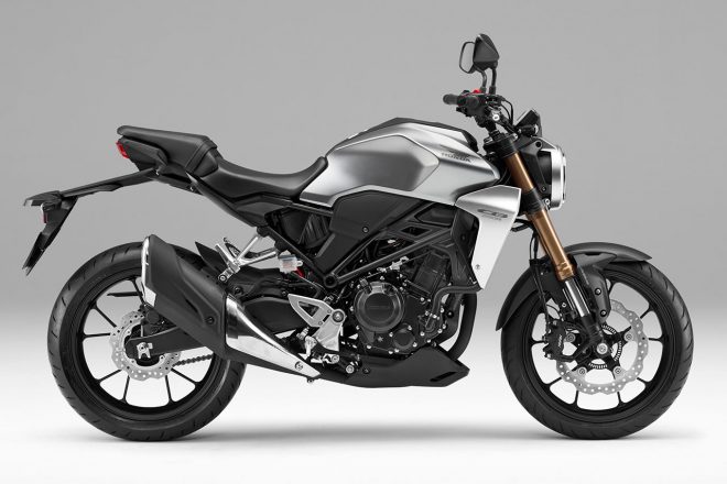 ホンダ CB250R（マットクリプトンシルバーメタリック）