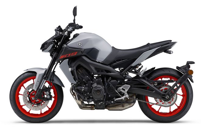 ヤマハ MT-09 ABS（マットライトグレーメタリック4）