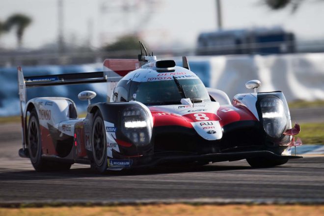 TOYOTA GAZOO Racingの8号車トヨタTS050ハイブリッドは中嶋一貴のどラブでFP1ファステストを記録した