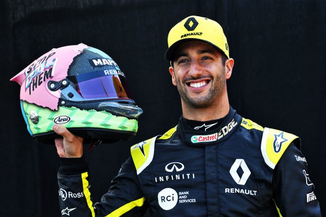 ダニエル・リカルド（ルノーF1）のヘルメット
