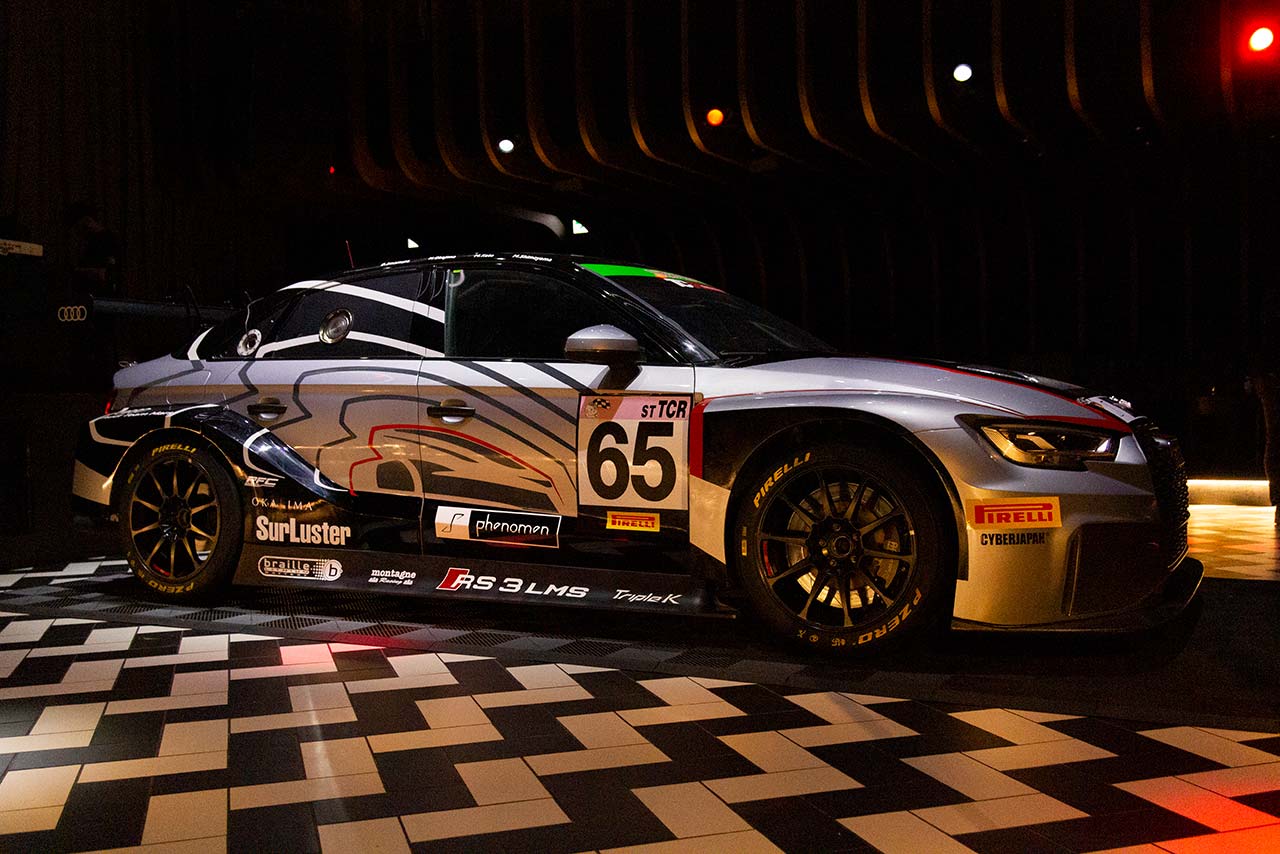 ピレリスーパー耐久に参戦するPhenomen Mars Audi RS3 LMS
