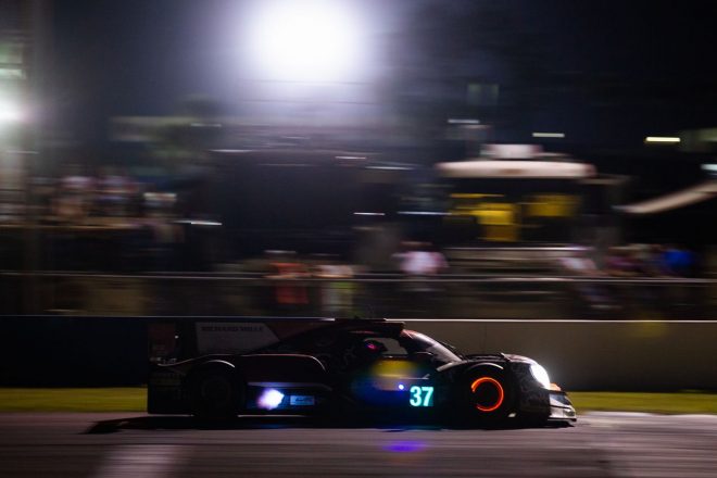 LMP2クラスを制したジャッキー・チェン・DCレーシングの37号車オレカ07・ギブソン