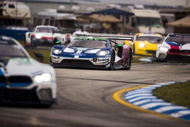 フォード・チップ・ガナッシ・チームUKの66号車フォードGT