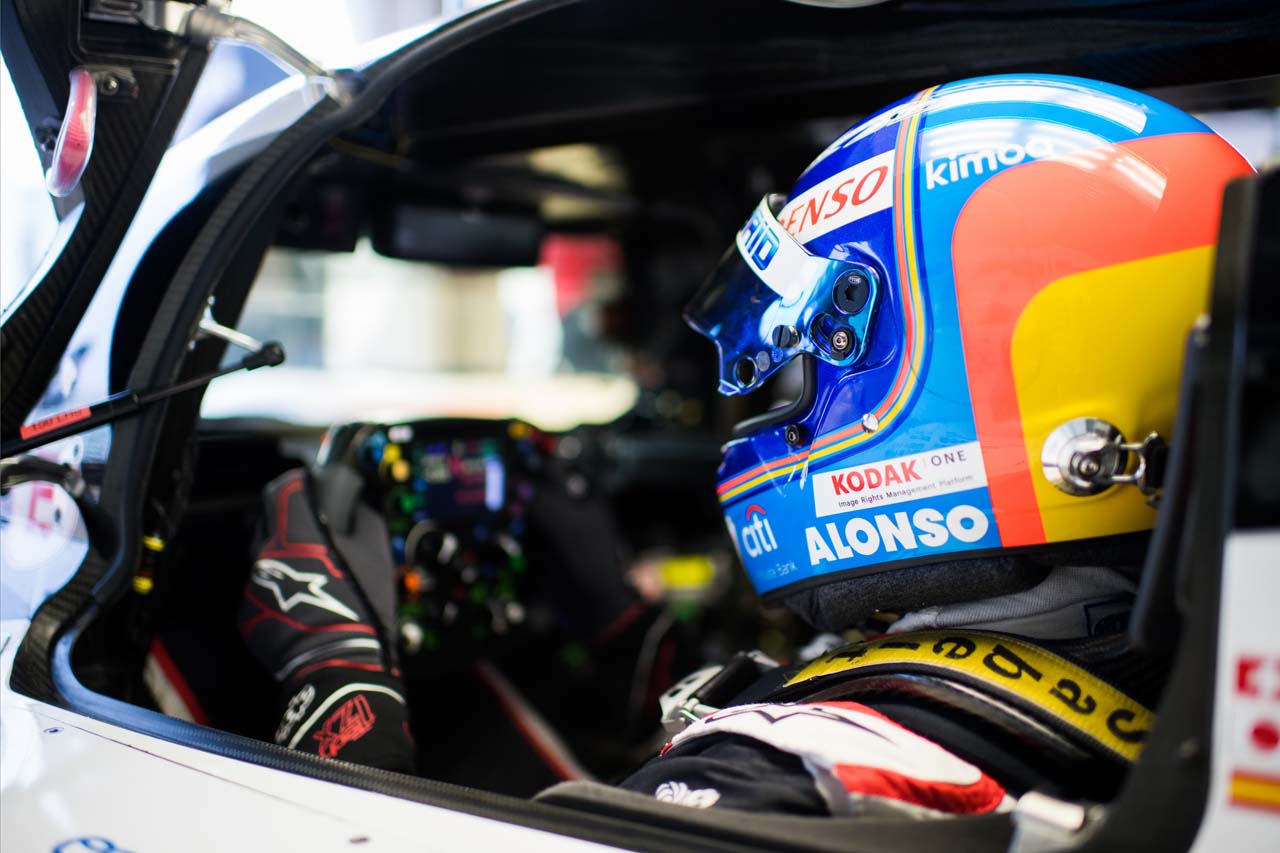 8号車トヨタTS050ハイブリッドでWECセブリングのレコードタイムを更新したフェルナンド・アロンソ