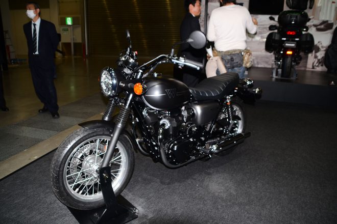 カワサキW800 STREET