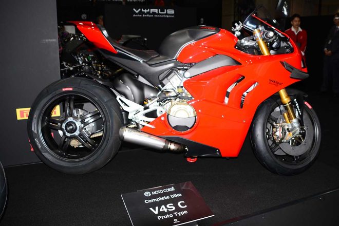 モトコルセのコンプリートバイク V4S Cプロトタイプ