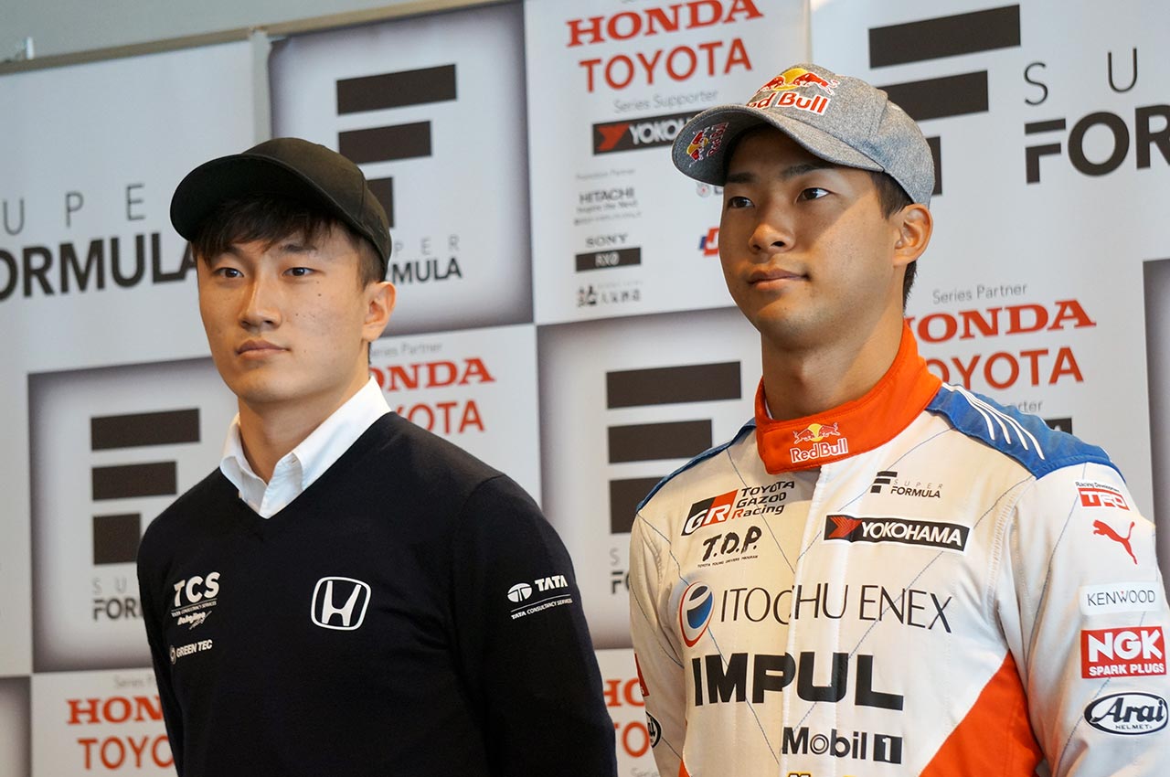記者会見に出席した牧野任祐（TCS NAKAJIMA RACING）、平川亮（ITOCHU ENEX TEAM IMPUL）