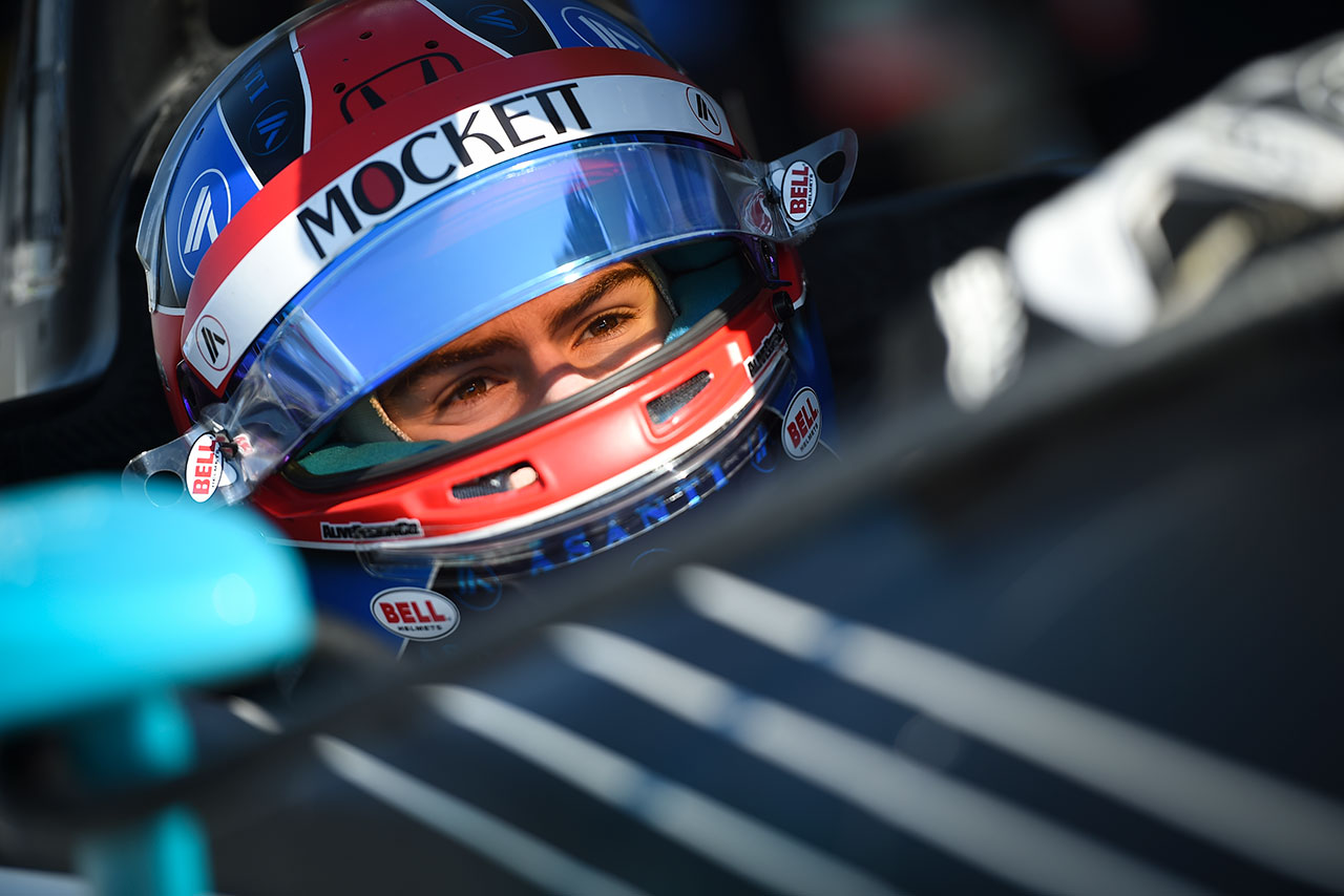 父ブライアンと同じヘルメットデザインで挑むコルトン・ハータ