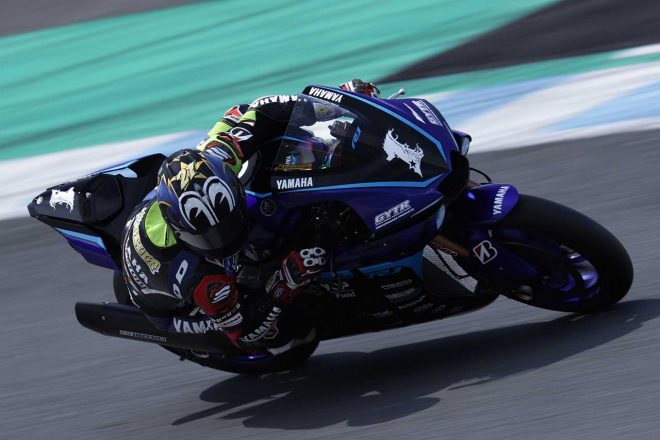 中須賀克行（YAMAHA FACTORY RACING TEAM）