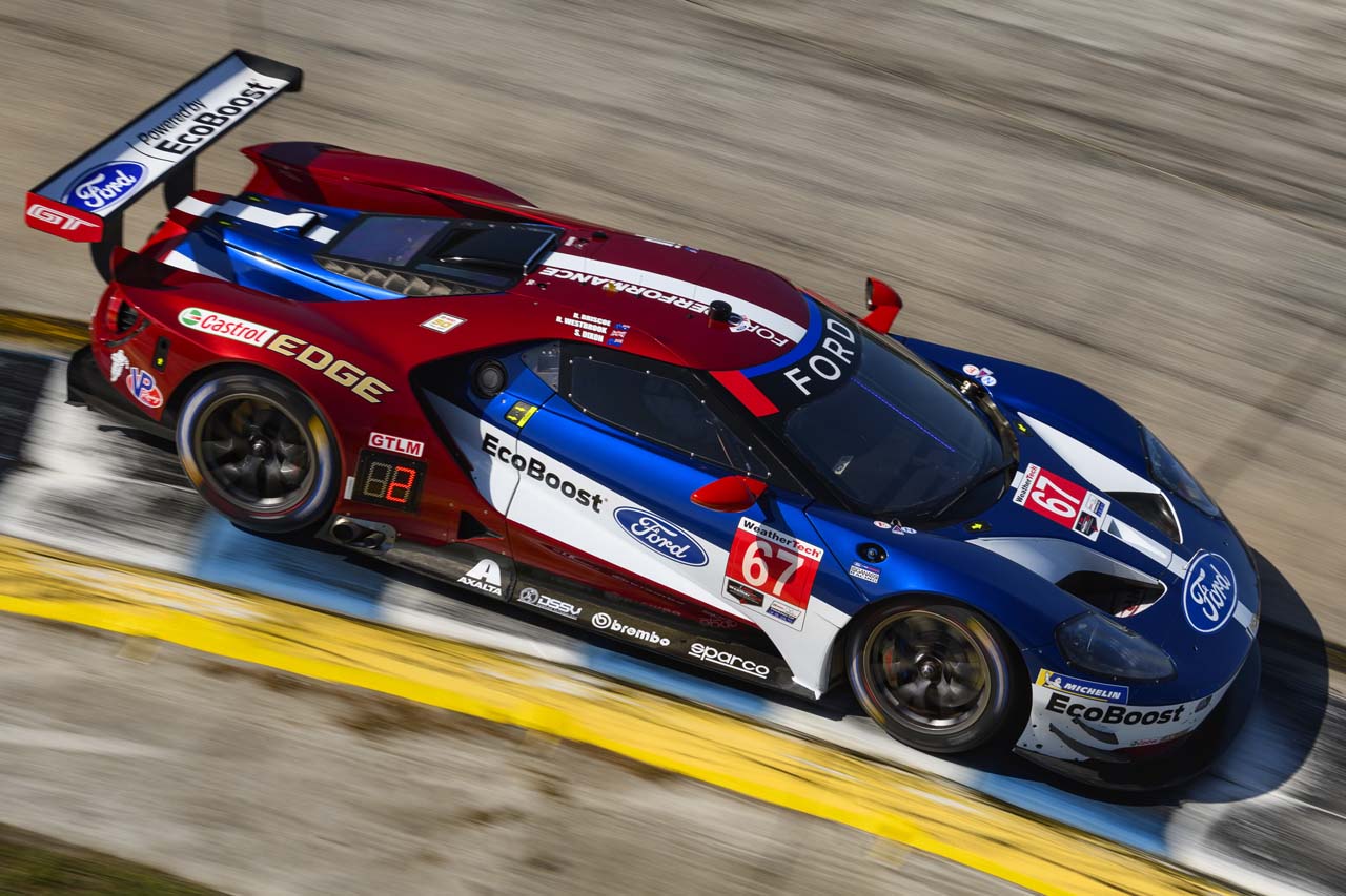 フォード・チップ・ガナッシ・レーシングの67号車フォードGT