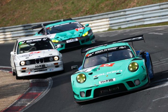 VLN第1戦に出場したファルケン・モータースポーツのポルシェ911 GT3 R