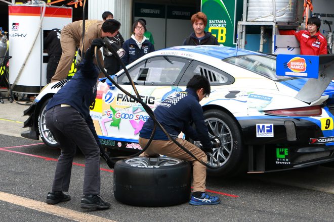 PACIFIC MIRAI AKARI NAC PORSCHE／2019スーパー第1戦岡山
