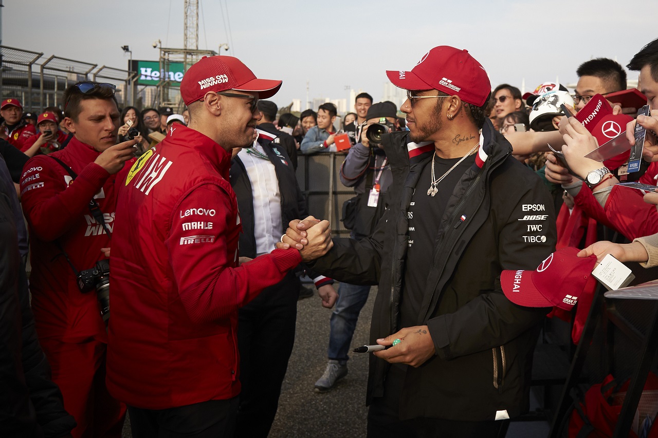 2019年F1第3戦中国GP　ルイス・ハミルトン（メルセデス）とセバスチャン・ベッテル（フェラーリ）