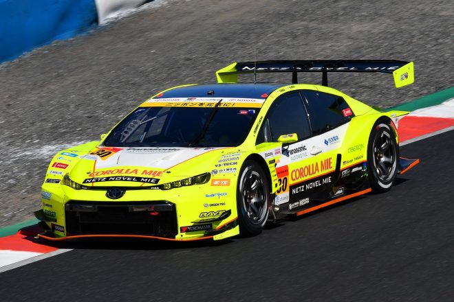 30 TOYOTA GR SPORTS PRIUS PHV apr GT