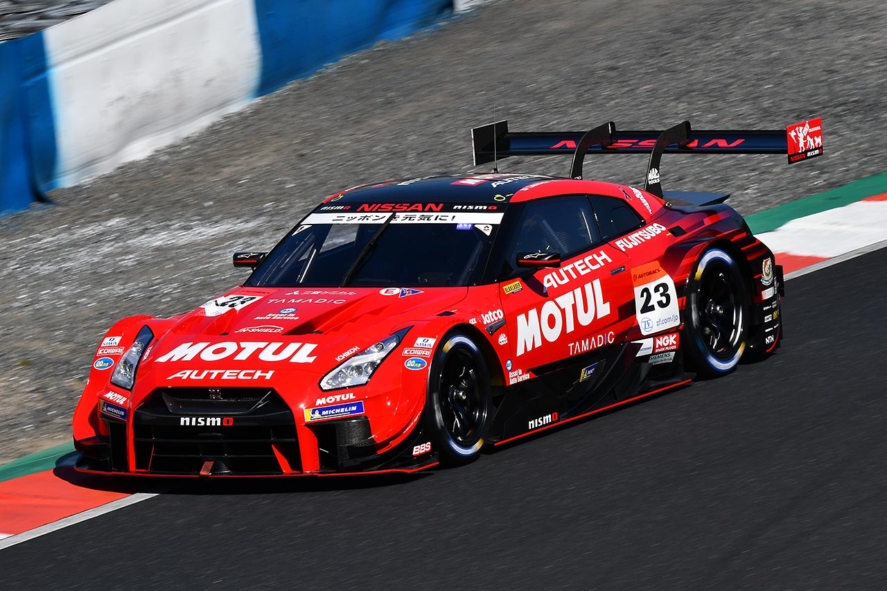 23　MOTUL AUTECH GT-R