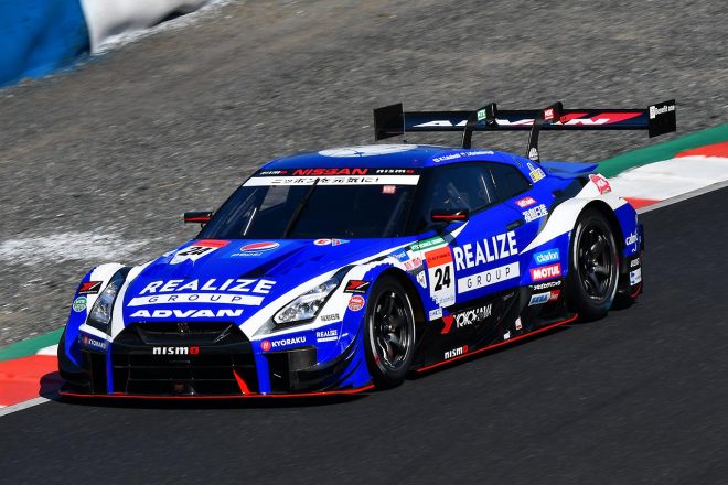 24　リアライズコーポレーション ADVAN GT-R