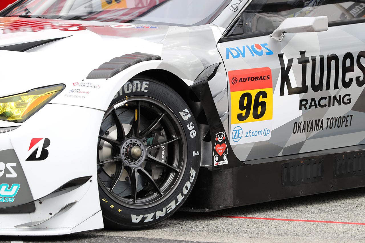 4月13日に行われた第1戦岡山公式予選、GT300クラスはブリヂストン勢が上位を独占した