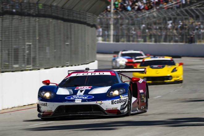 運も味方に首位に浮上した66号車フォードGTだったが、アクシデントで表彰台獲得とならず