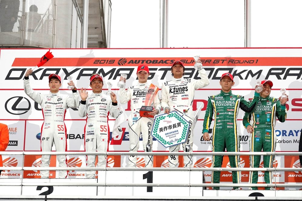 GT300表彰台にはブリヂストンユーザーが並んだ