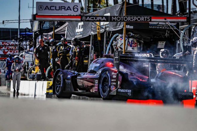 55号車マツダRT24-P（ジョナサン・ボマリート／ハリー・ティンクネル）