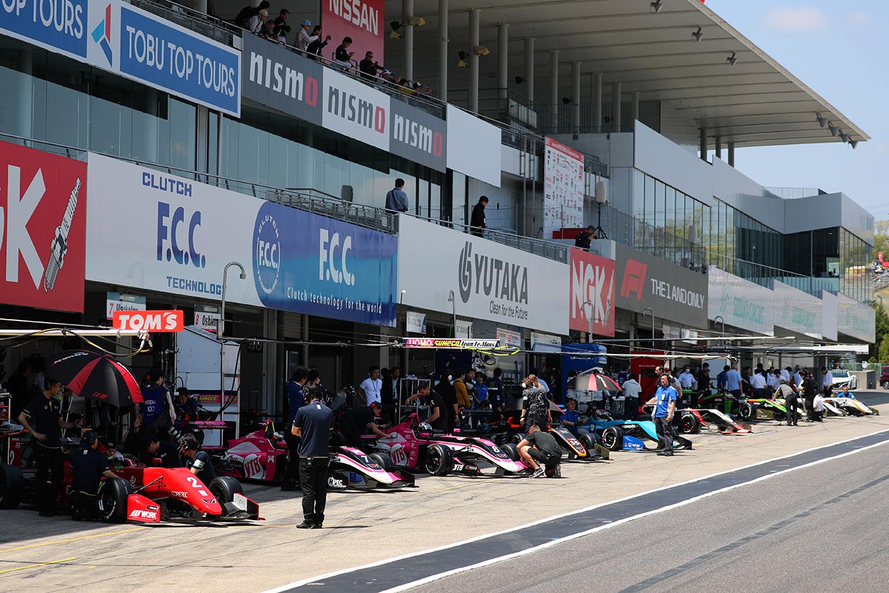 全日本F3選手権第1ラウンド鈴鹿の予選の様子