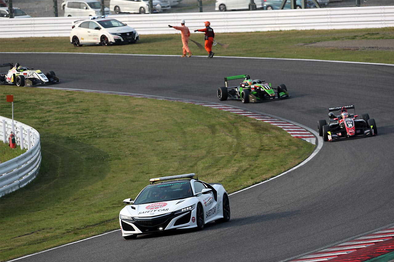 全日本F3選手権第2戦はレース直後にセーフティカー導入となった