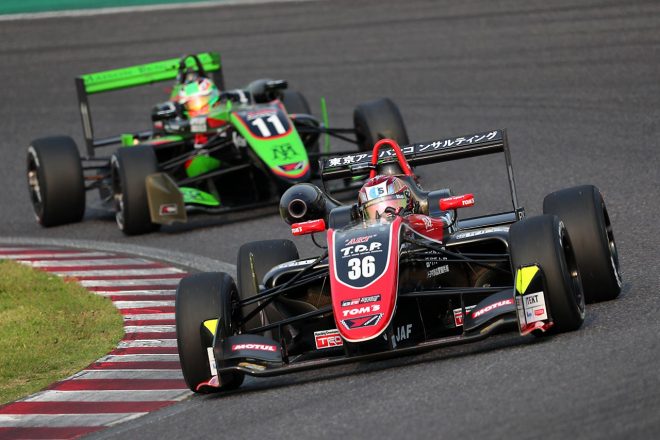 宮田莉朋（カローラ中京 Kuo TOM'S F317）