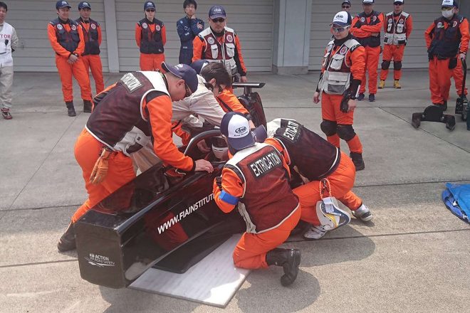 ジャパンレスキュークラブによる救出デモンストレーション