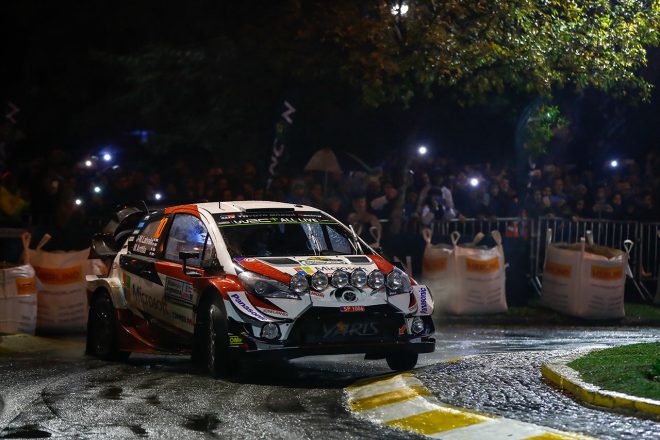 ラリー・アルゼンティーナのSS1を走るヤリ-マティ・ラトバラ（トヨタ・ヤリスWRC）