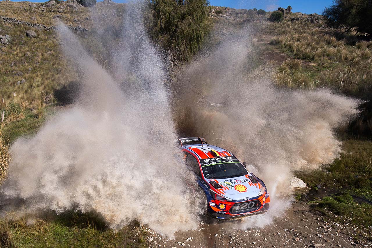 ティエリー・ヌービル（ヒュンダイi20クーペWRC）