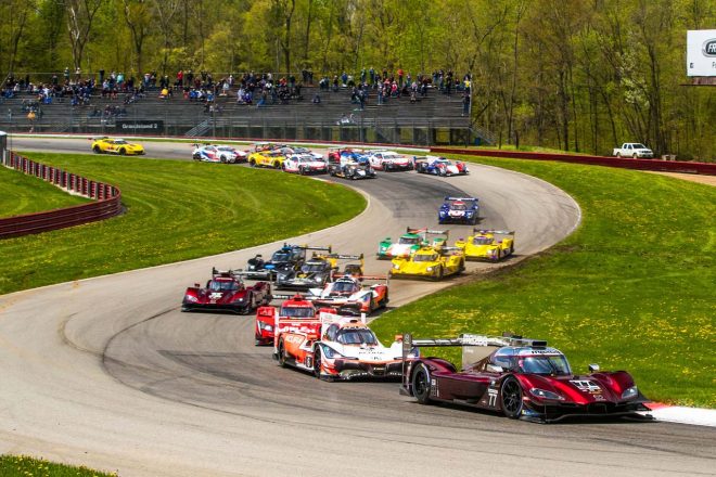 2019年IMSA第4戦ミド・オハイオ スタートシーン