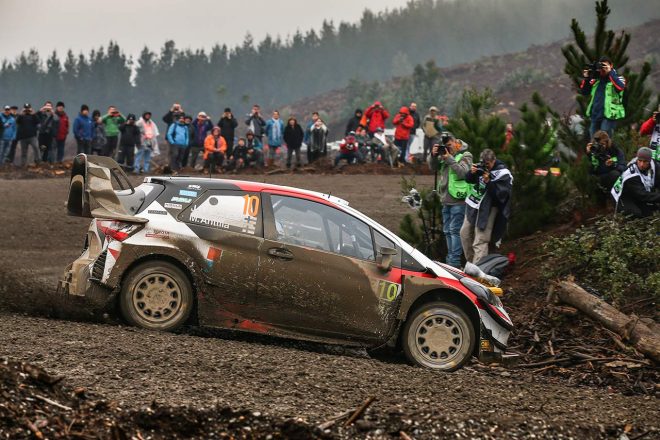 ラリー・チリのシェイクダウンステージを走るヤリ-マティ・ラトバラ（トヨタ・ヤリスWRC）