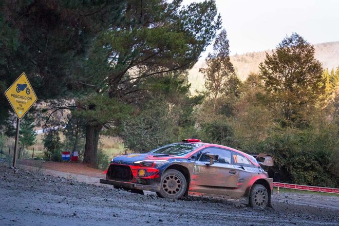 ティエリー・ヌービル（ヒュンダイi20クーペWRC）